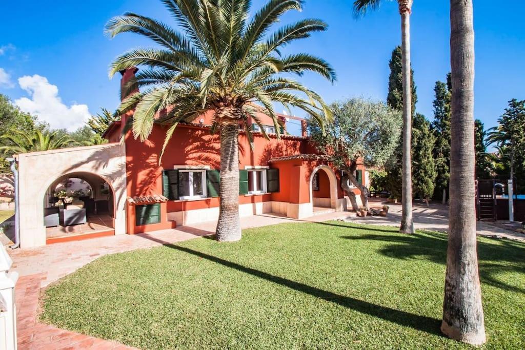 Large 4 Bed With Own Garden, Pool & Hot Tub Cala Murada (Mallorca)